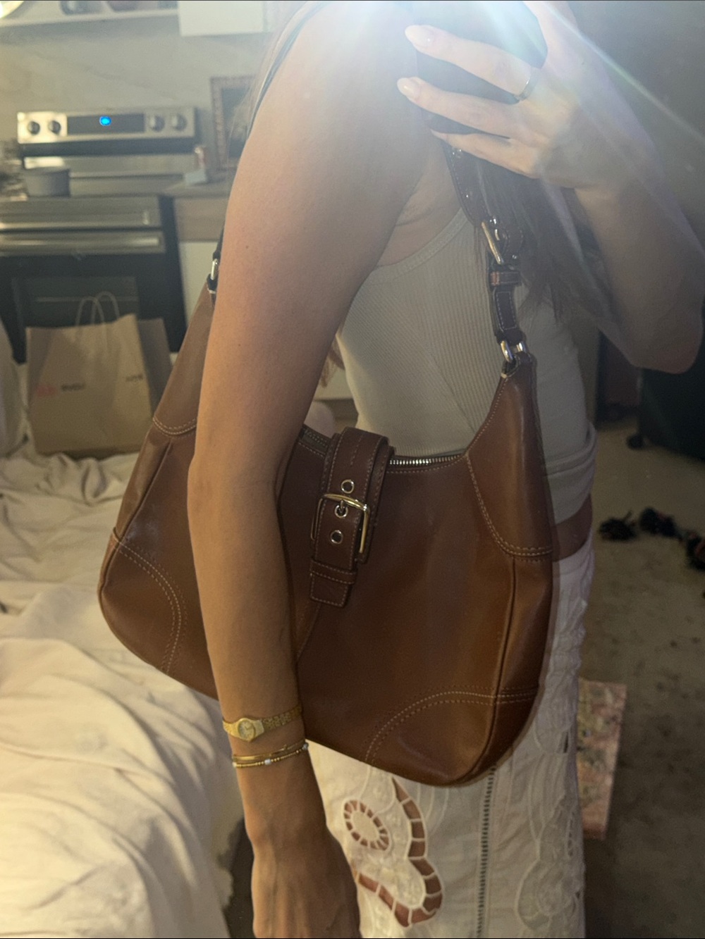 Vintage Coach Classic Brown Leather Shoulder Bag with Buckle Strap - Picture 5 of 6